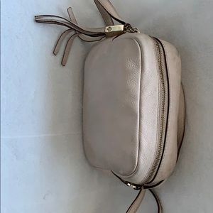 Crossbody camera bag